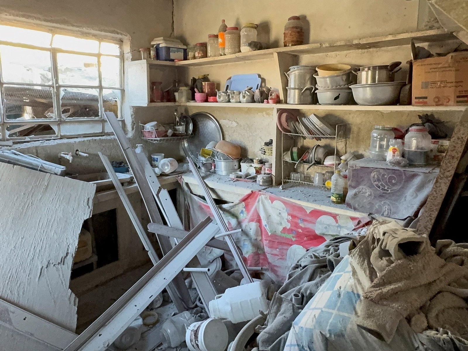 2025 11 28T104217Z 1816341918 RC2J5IAKV221 RTRMADP 3 SYRIA SECURITY ISRAEL 1764337400