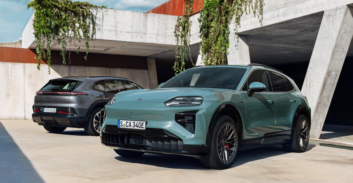 2026 PORSCHE CAYENNE EV E4 VANADIUM GREY CAYENNE TURBO EV E4 MYSTIC GREEN DKOS2649