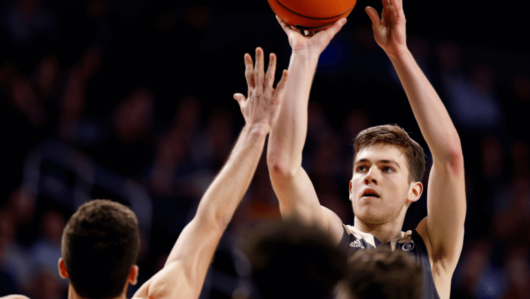 36228 north dakota faces hawaii tonight as underdog fighting hawks seek redemption in .jpg