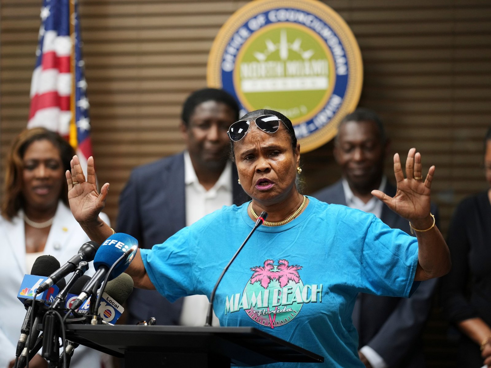 AP25181641413209 1764182394