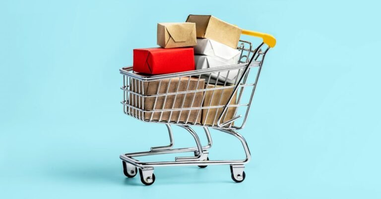 Black Friday Tips Gear GettyImages 1192339276