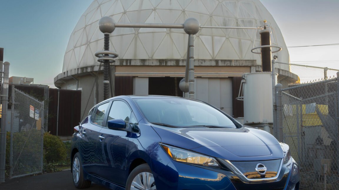 How two Nissan Leafs help make a regional airport more resilient 2 Pacific Gas ATS V2X Testing