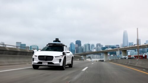 SF WAYMO FREEWAY FRONT