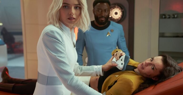 SNW Ep104 MG 010746 RT