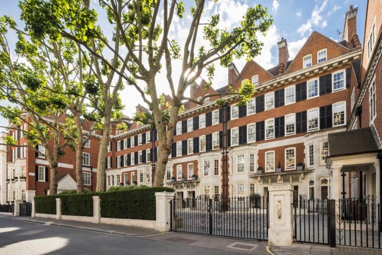 SoldLygonPlaceBelgravia 6bedmansion21.5millionHeroExternal 1