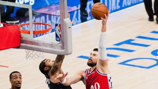 Zubacs Dominant Performance Highlights Struggles of LA Clippers in Loss