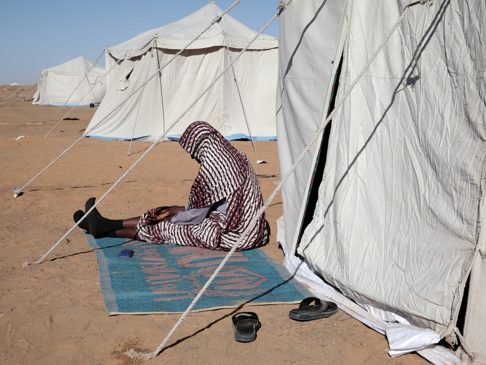 ap 6928ae8ea471c 1764273806