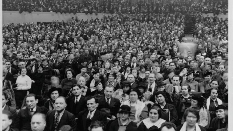 crowd
