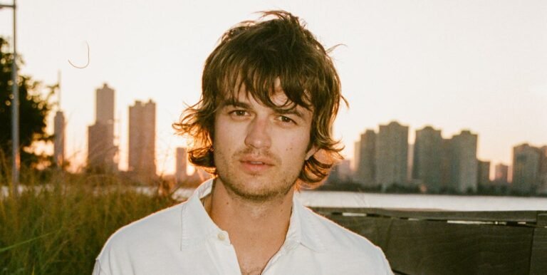 djo on canal pg00249 691f7a5f5959d