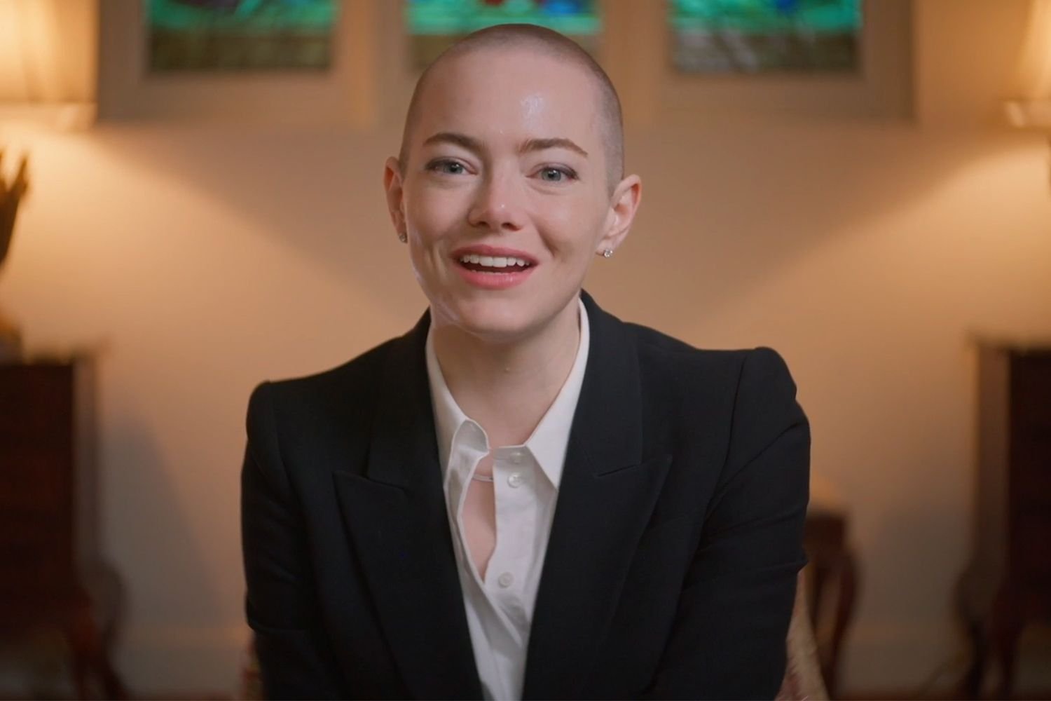 emma stone bugonia shaved head 111925 484f3597075c4bba9816f0b227f7217a