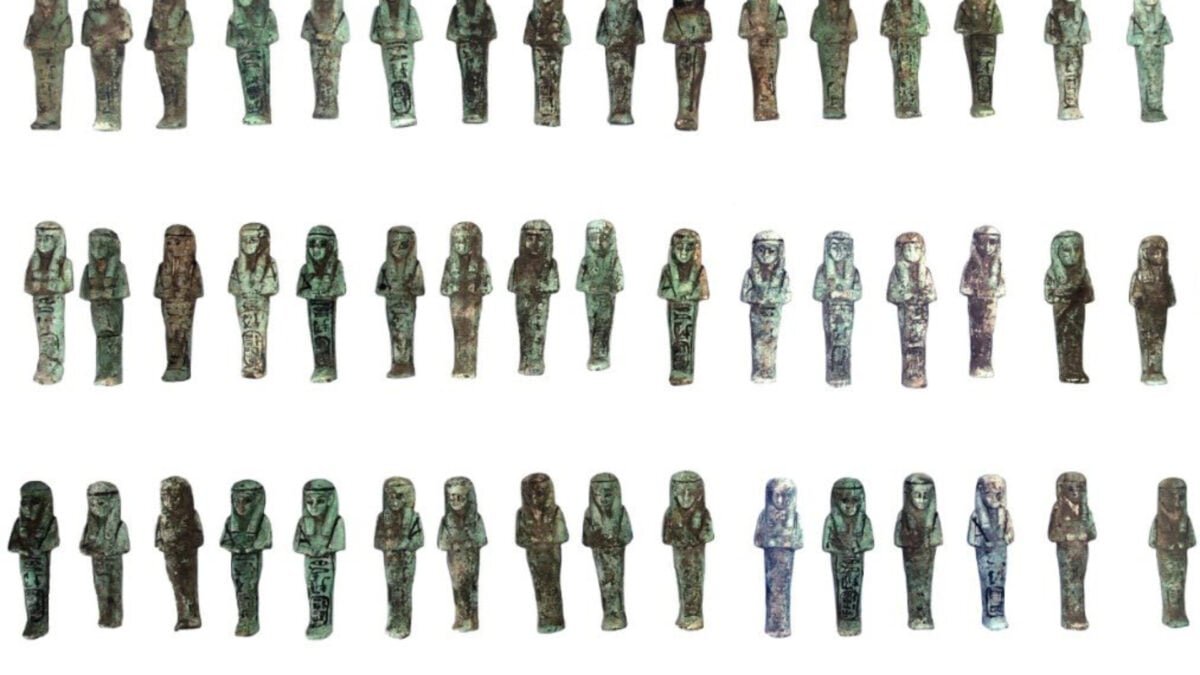 funerary figurines