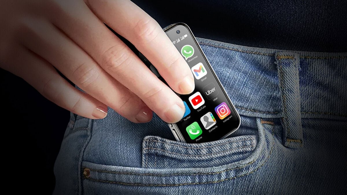 Gift this miniature smartphone at $90 for a limited time 1 hero