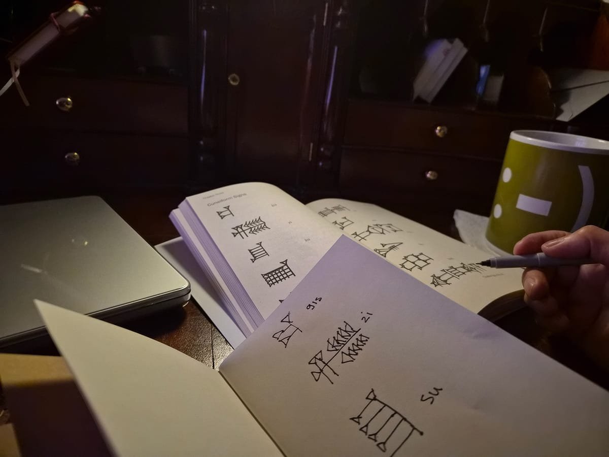 learning ancient Sumerian cuneiform