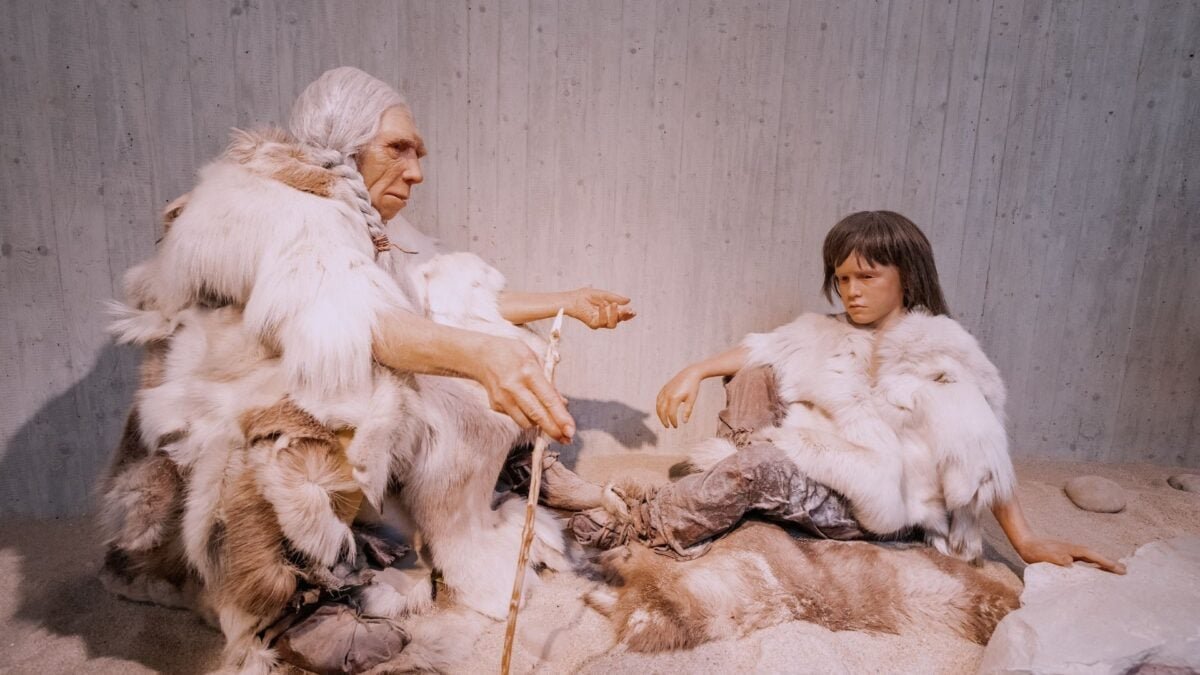 neanderthal woman and child