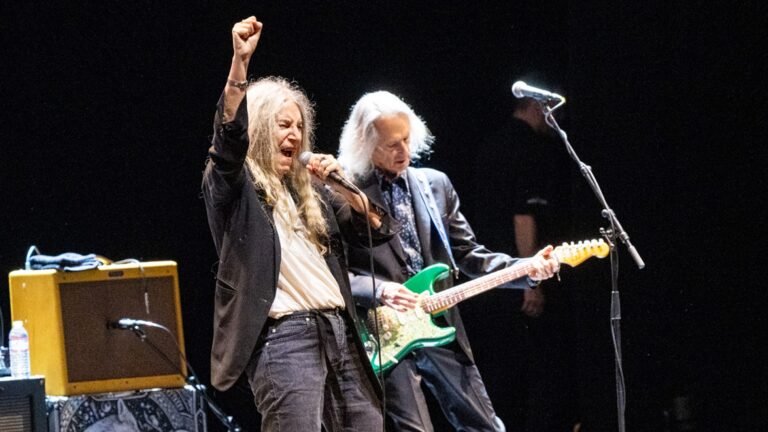 patti smith horses concerts