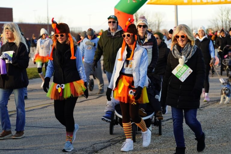 turkeytrot shutterstock 2551810689