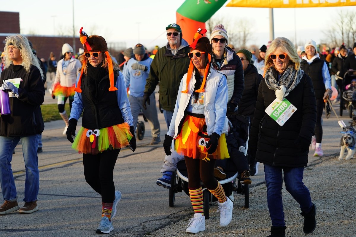 turkeytrot shutterstock 2551810689