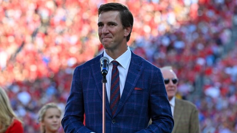 1236084624 large cropped