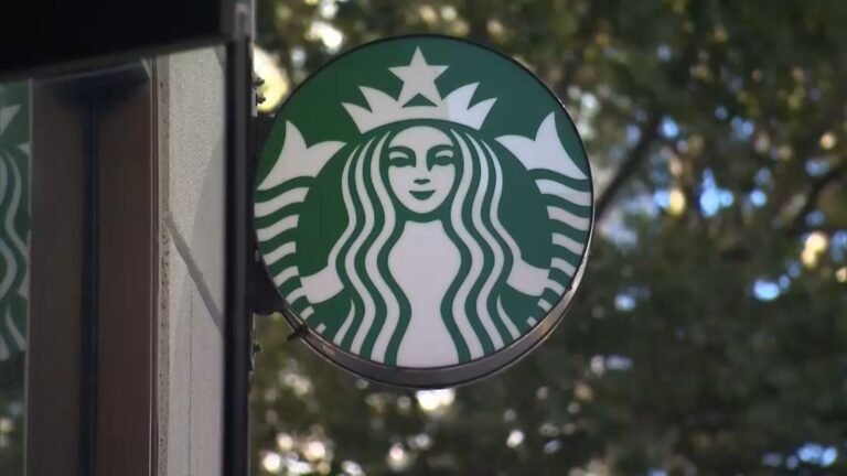 18233999 1120125 wabc starbucks logo generic img