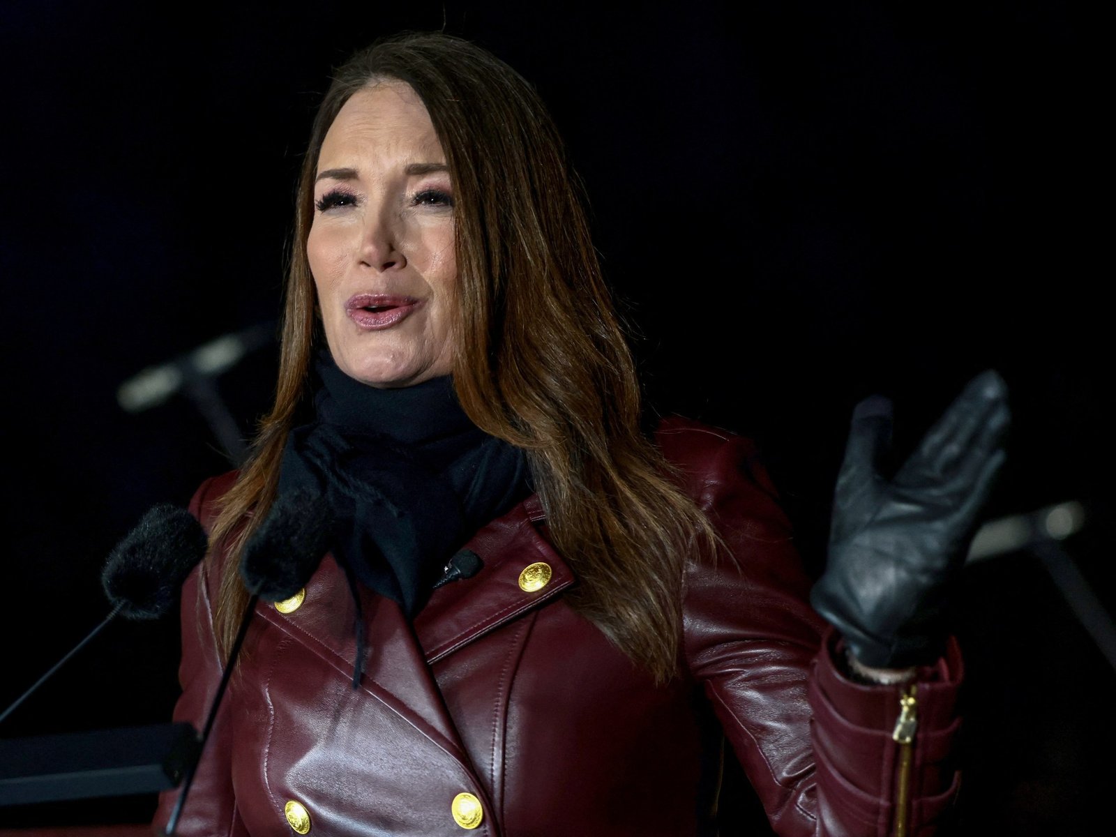 2025 12 02T233954Z 871155139 RC2A8IAHTBDP RTRMADP 3 CHRISTMAS SEASON USA CAPITOL 1764728075