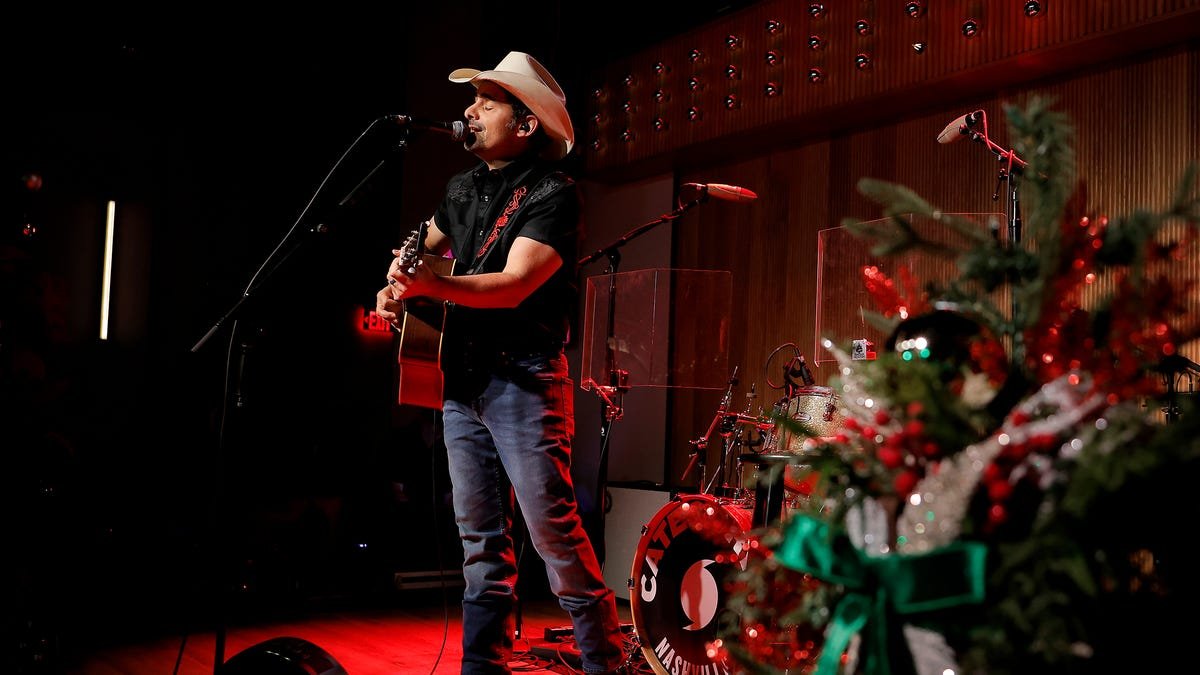 87506152007 entermuschristmasalbumsroundupget