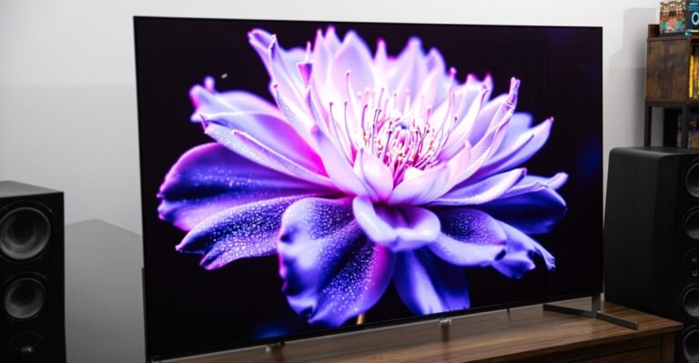 258218 Sony Bravia 8 II TV JHiggins 0009