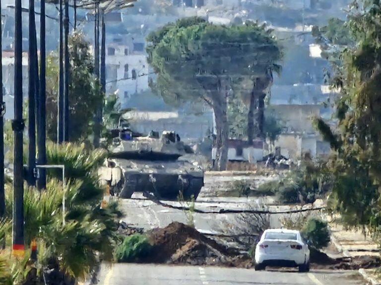 AA 20241211 36448484 36448480 ISRAELI TANKS ENTER QUNEITRA FOLLOWING BAATH REGIMES FALL 1733901940.j