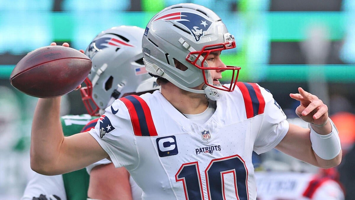 getty drake maye patriots 1