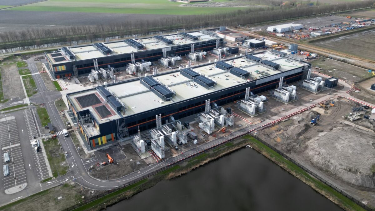 shutterstock 2564234079