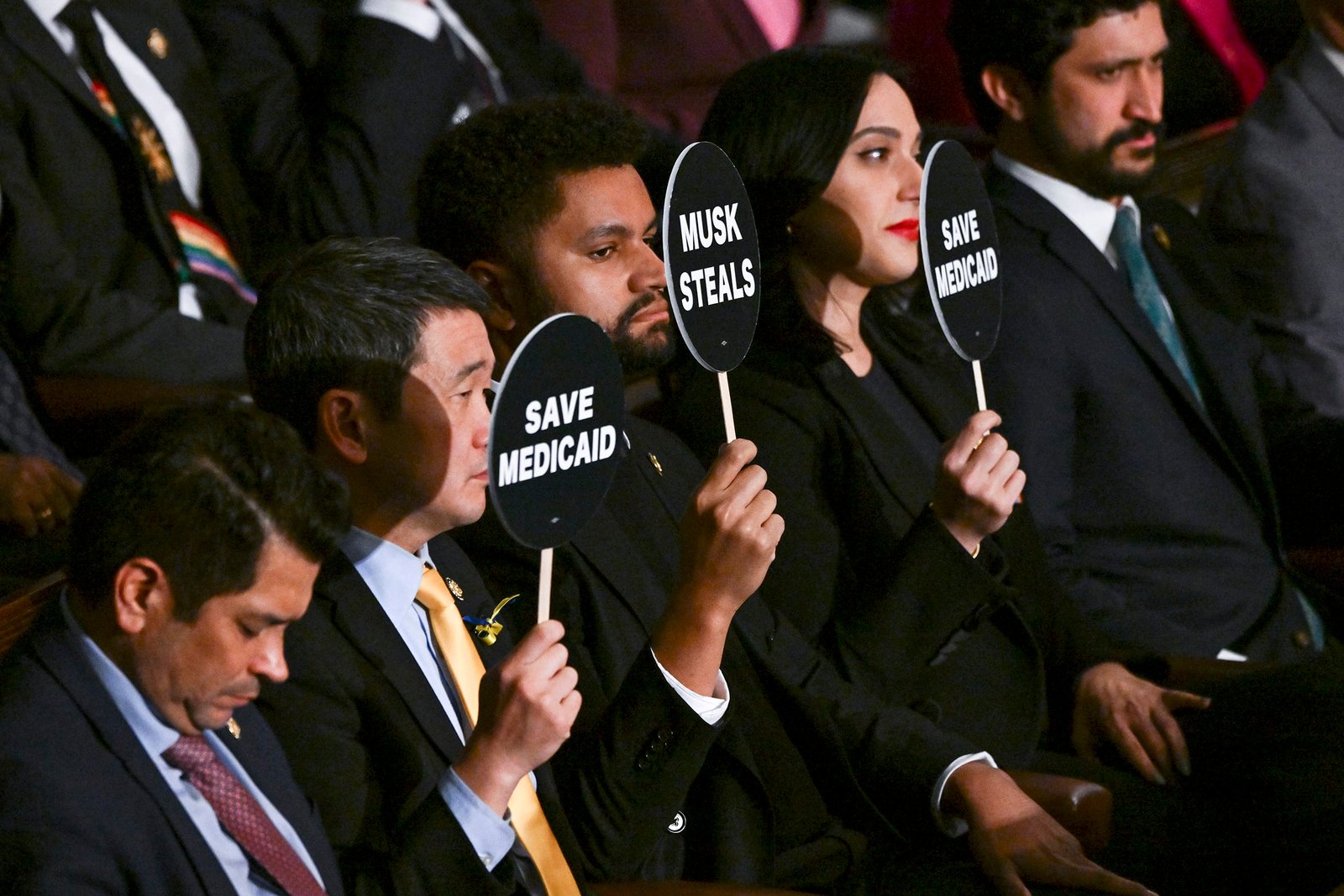 260219 dems sotu reax pi