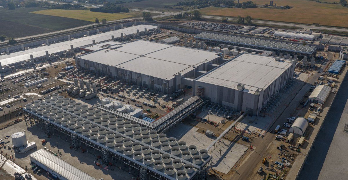 OMB Datacenter Hero 9 18 25