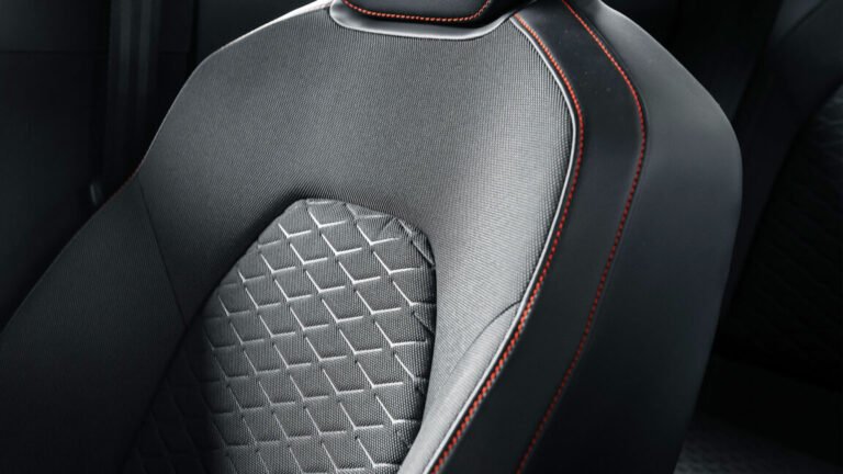 cloth seat 1152x648