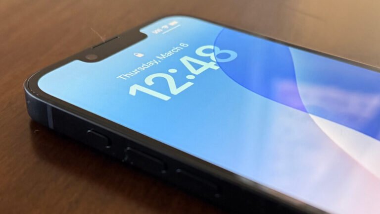 iPhone 16e Action button 1152x648