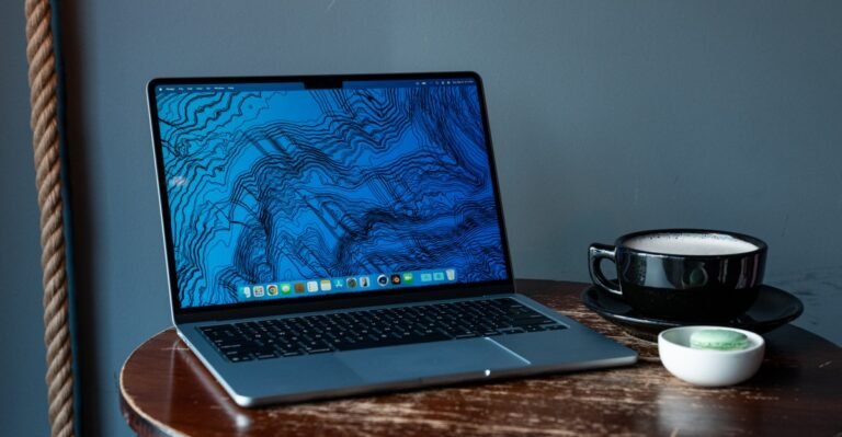 257607 M4 MacBook Air ADiBenedetto 0021