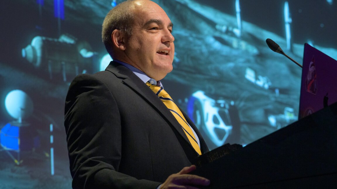 55166155011 de999b99d9 k