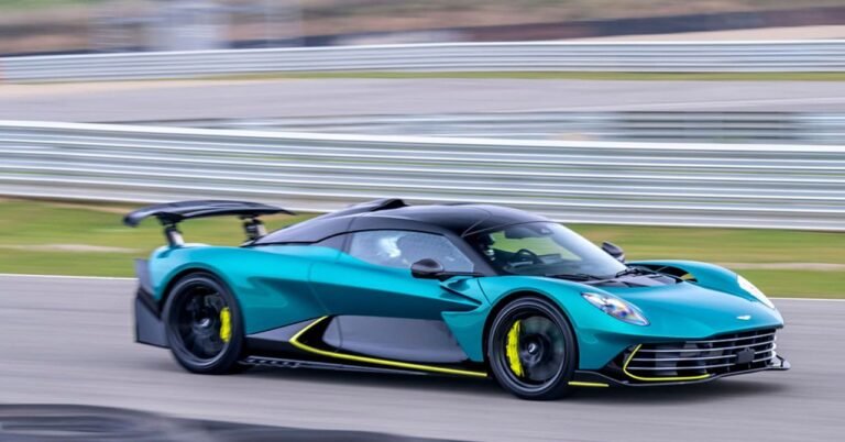 AstonMartin Valhalla C2A9AndyMorgan 547 Gear