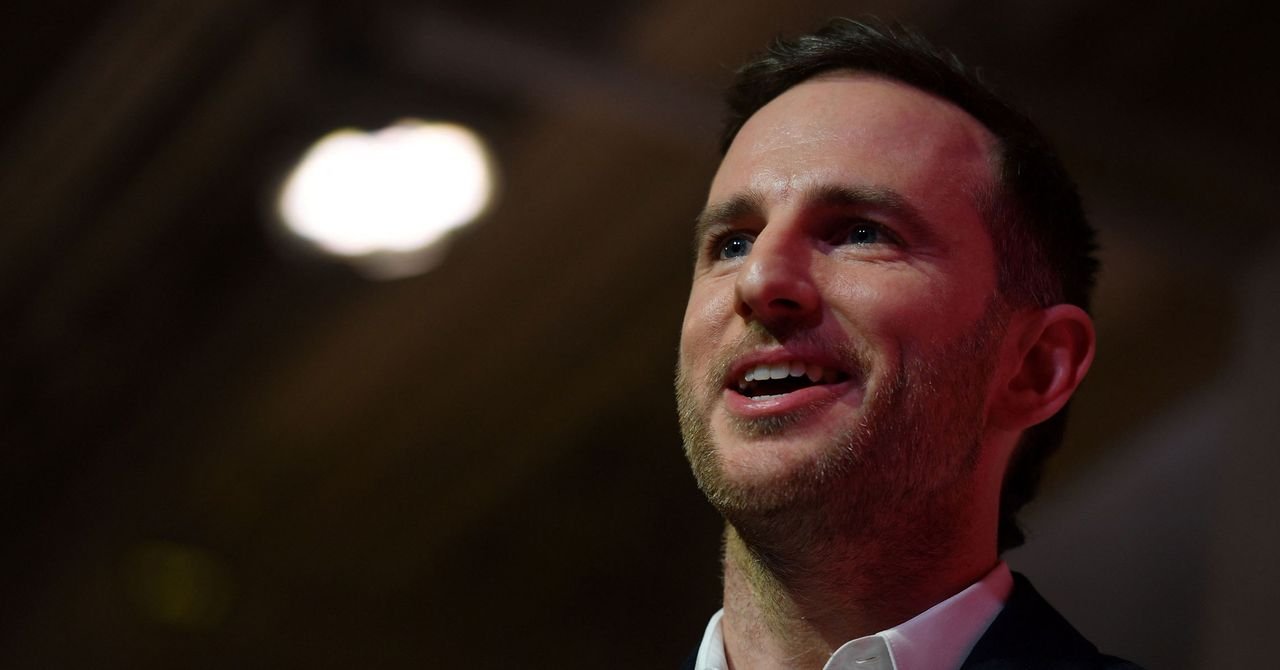 Gear JoeGebbia GettyImages 1183210213