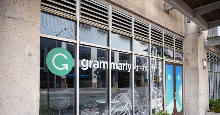 Grammarly Making LLMs Based on Dead Academics Culture 1473977398