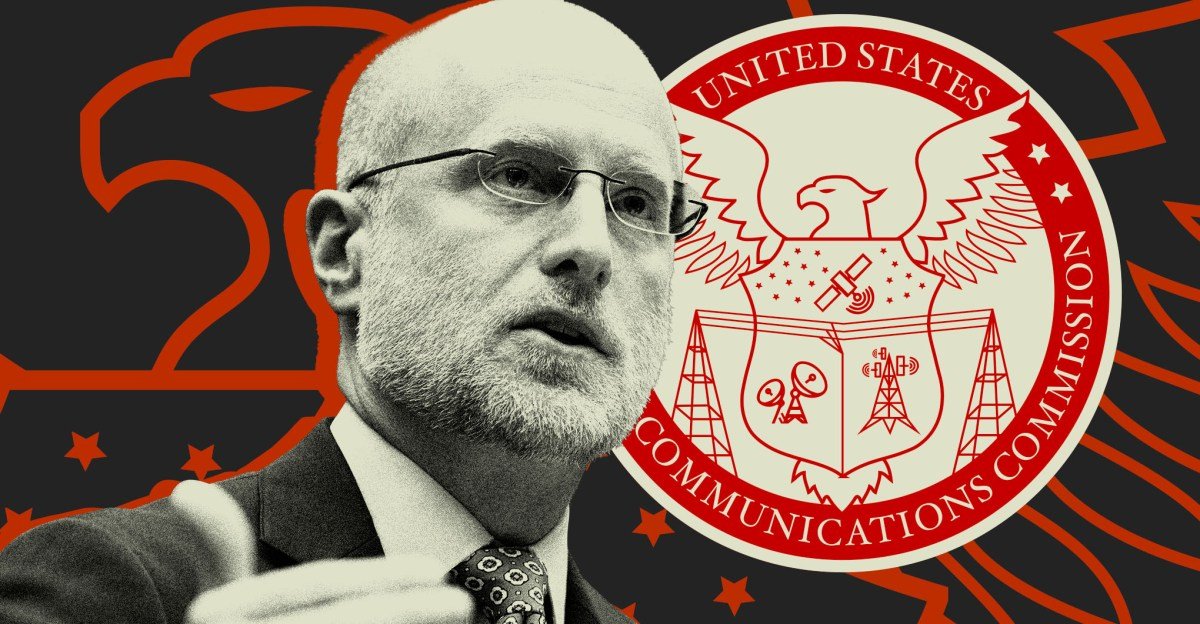 STKP211 BRENDAN CARR B