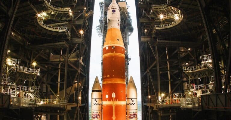 sci artemis2 2256758081