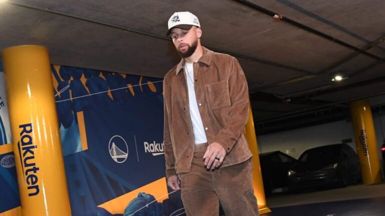 steph curry GettyImages 2263603288 e1772412945547