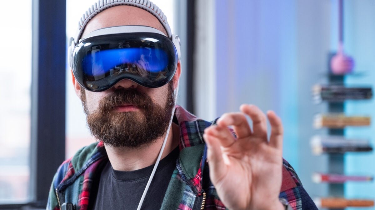 Apple Vision Pro M5 14