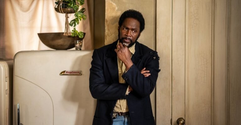 FROM S4 UT 406 250822 REDJES 02727 R 3000