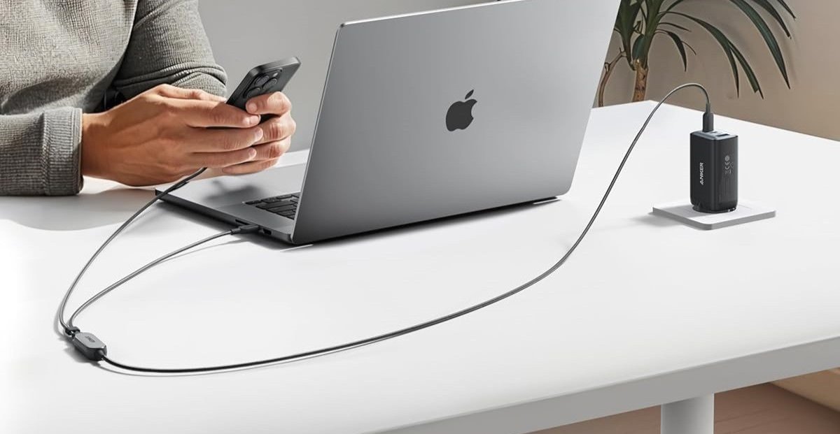Anker 140W 2 in 1 USB C to USB C Cable Press Image