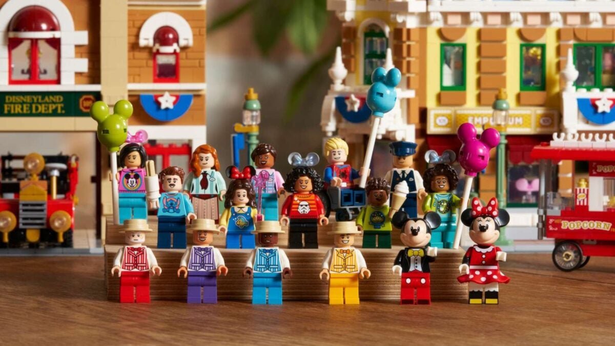 Disneyland Main Street USA minifigures