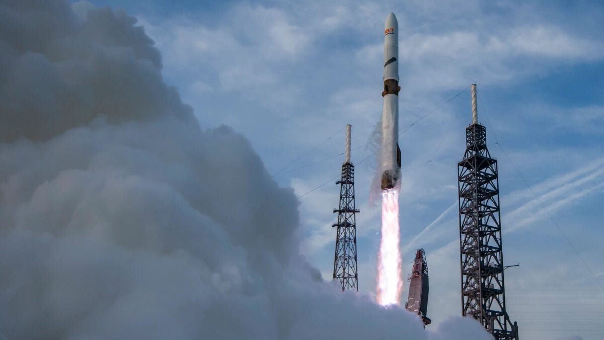 Gallery NG3 liftoff3