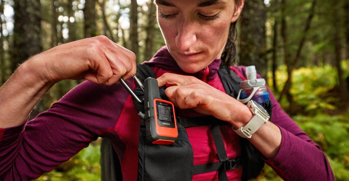 Garmin InReach Mini 2 Lifestyle Image