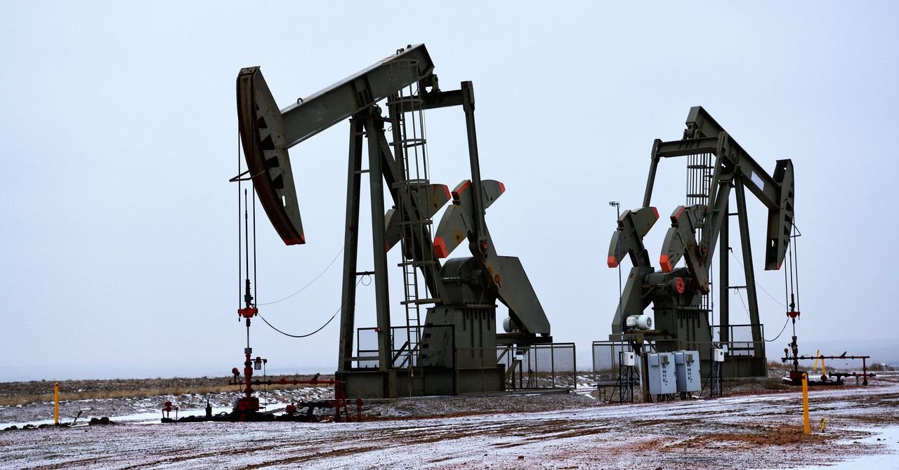 Old Oil Gas Wells Could Find Second Life Science 1088012650