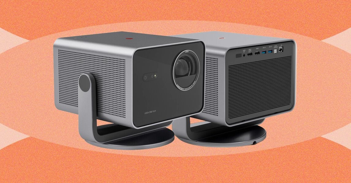 Review20Leica20Cineplay20projector20top20art2005202620SOURCE20BH20Photo
