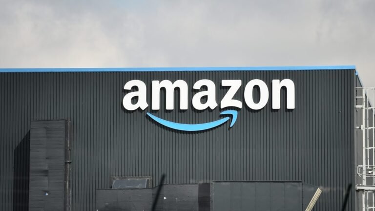 getty amazon warehouse 1152x648